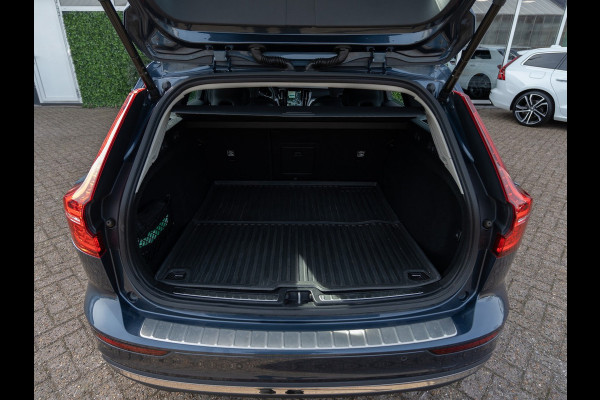 Volvo V60 2.0 T6 Plug-in hybrid AWD Ultimate Bright