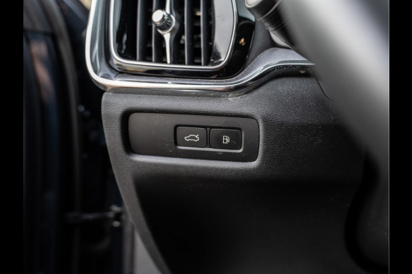 Volvo V60 2.0 T6 Plug-in hybrid AWD Ultimate Bright