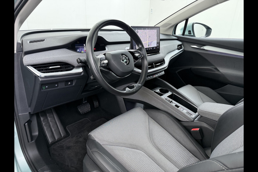 Škoda ENYAQ iV 80 SOH 90% Panoramadak 3-Zone Ecc Adap.Cruise Camera Navi Apple Carplay Android Auto Pdc Stoel+Stuurverwarming Lmv Led Privacy Glas Keyless advanced Dodehoek detectie File assistent Verkeersbord detectie 1e Eigenaar Dealeronderhouden Origineel Nederlandse Auto