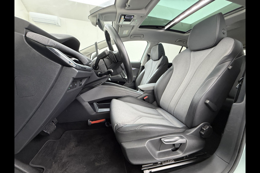 Škoda ENYAQ iV 80 SOH 90% Panoramadak 3-Zone Ecc Adap.Cruise Camera Navi Apple Carplay Android Auto Pdc Stoel+Stuurverwarming Lmv Led Privacy Glas Keyless advanced Dodehoek detectie File assistent Verkeersbord detectie 1e Eigenaar Dealeronderhouden Origineel Nederlandse Auto