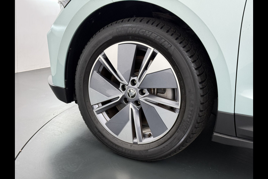 Škoda ENYAQ iV 80 SOH 90% Panoramadak 3-Zone Ecc Adap.Cruise Camera Navi Apple Carplay Android Auto Pdc Stoel+Stuurverwarming Lmv Led Privacy Glas Keyless advanced Dodehoek detectie File assistent Verkeersbord detectie 1e Eigenaar Dealeronderhouden Origineel Nederlandse Auto