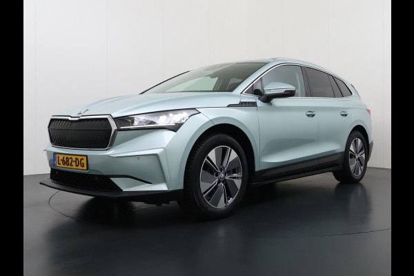 Škoda ENYAQ iV 80 SOH 90% Panoramadak 3-Zone Ecc Adap.Cruise Camera Navi Apple Carplay Android Auto Pdc Stoel+Stuurverwarming Lmv Led Privacy Glas Keyless advanced Dodehoek detectie File assistent Verkeersbord detectie 1e Eigenaar Dealeronderhouden Origineel Nederlandse Auto