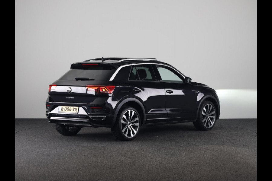 Volkswagen T-Roc 1.5 TSI Sport Business R 150pk DSG | Panoramadak | Parkeercamera | Adaptieve cruise controle | Parkeercamera