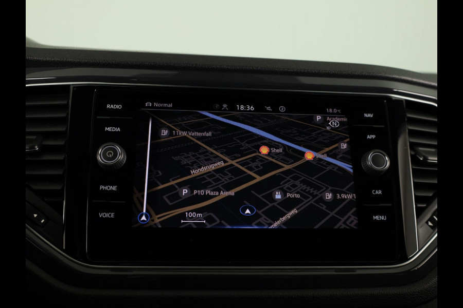 Volkswagen T-Roc 1.5 TSI Sport Business R 150pk DSG | Panoramadak | Parkeercamera | Adaptieve cruise controle | Parkeercamera