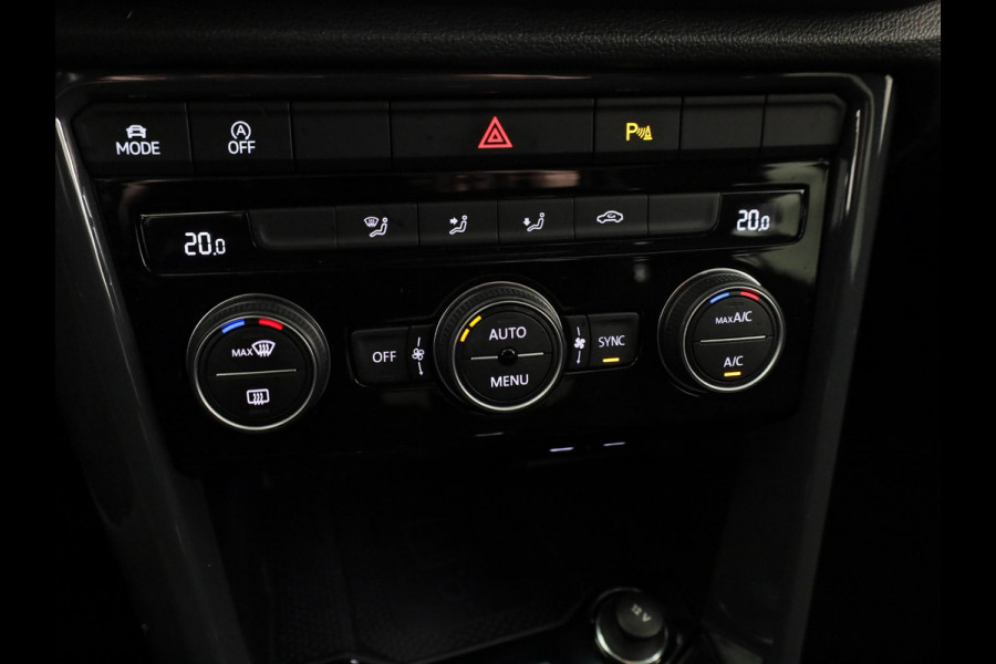 Volkswagen T-Roc 1.5 TSI Sport Business R 150pk DSG | Panoramadak | Parkeercamera | Adaptieve cruise controle | Parkeercamera