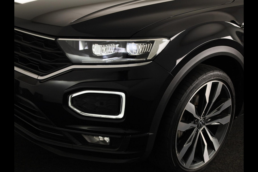 Volkswagen T-Roc 1.5 TSI Sport Business R 150pk DSG | Panoramadak | Parkeercamera | Adaptieve cruise controle | Parkeercamera