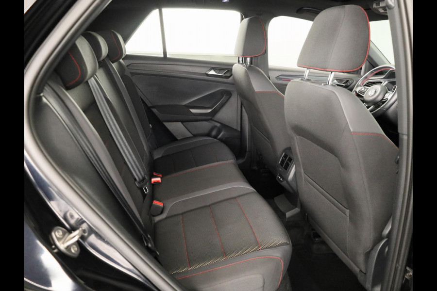 Volkswagen T-Roc 1.5 TSI Sport Business R 150pk DSG | Panoramadak | Parkeercamera | Adaptieve cruise controle | Parkeercamera