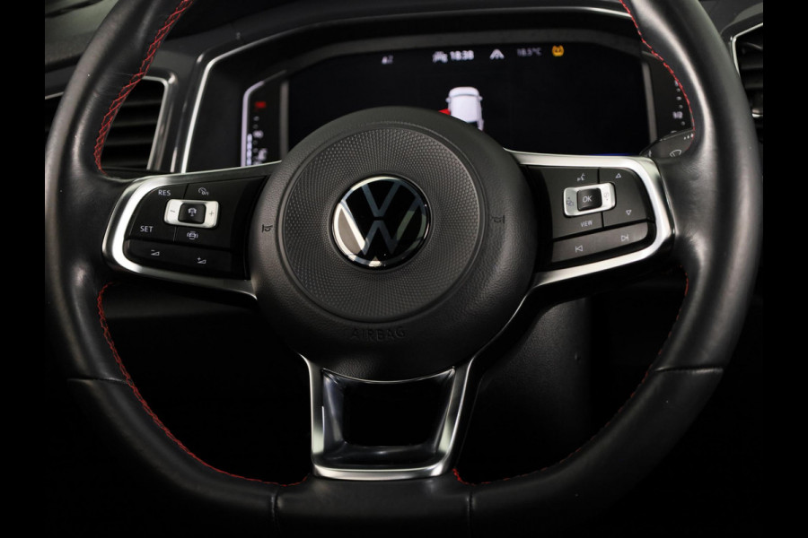 Volkswagen T-Roc 1.5 TSI Sport Business R 150pk DSG | Panoramadak | Parkeercamera | Adaptieve cruise controle | Parkeercamera