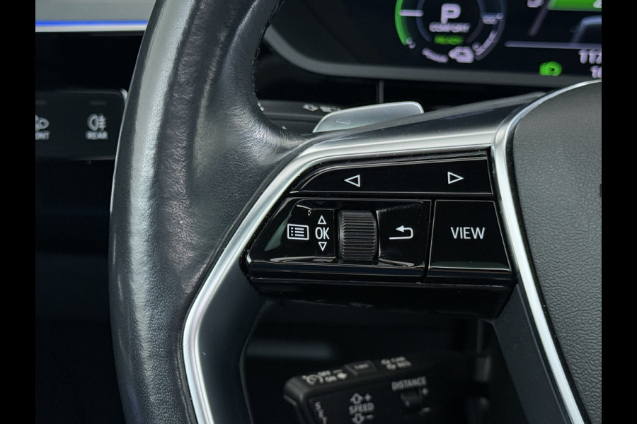 Audi e-tron 55 Quattro Advanced Edition Plus 95kWh Panoramadak Leder/Alcantara Adap.Cruise Camera Apple Carplay Android Auto Navi Ecc SOH 86 Elek.Stoelen+Memory+Verwarmd Elek.Achterklep Lmv 21" Keyless Privacy Glas Led DAB Dealeronderhouden Origineel Nederlandse Auto