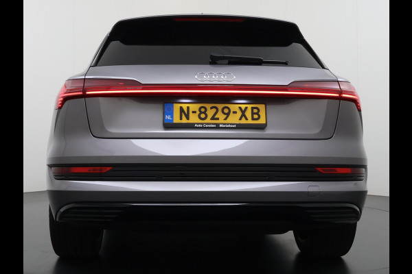 Audi e-tron 55 Quattro Advanced Edition Plus 95kWh Panoramadak Leder/Alcantara Adap.Cruise Camera Apple Carplay Android Auto Navi Ecc SOH 86 Elek.Stoelen+Memory+Verwarmd Elek.Achterklep Lmv 21" Keyless Privacy Glas Led DAB Dealeronderhouden Origineel Nederlandse Auto