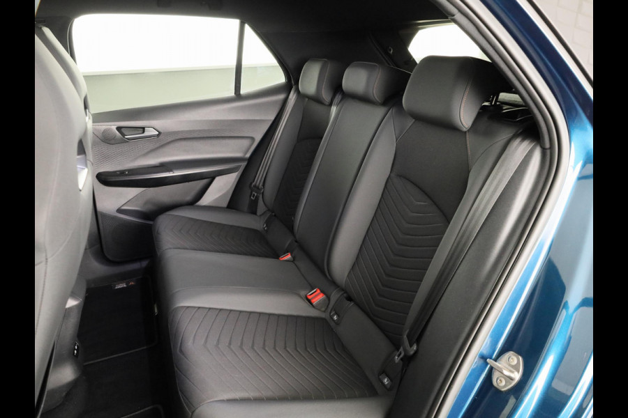 CUPRA Born Adrenaline One 62 kWh 204 pk | SOH 91,64% | Navigatie | Parkeersensoren | Achteruitrijcamera | Keyless | Stoel/stuur verwarming |