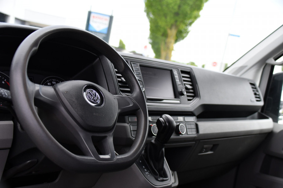 Volkswagen Crafter 35 2.0 TDI L4H3 DC PB Edition Cruise, Carplay, 177pk, Trekhaak, Multimedia, Airco, 5 Zits, Automaat, Uniek!