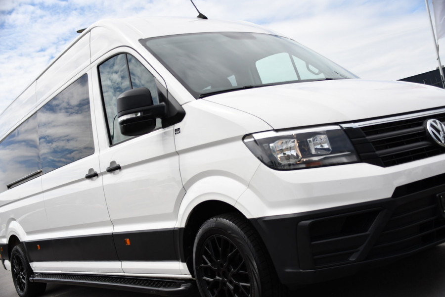 Volkswagen Crafter 35 2.0 TDI L4H3 DC PB Edition Cruise, Carplay, 177pk, Trekhaak, Multimedia, Airco, 5 Zits, Automaat, Uniek!