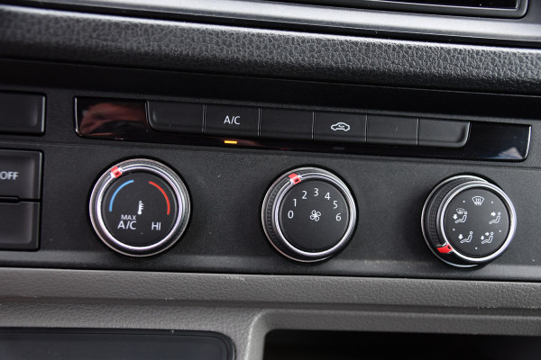 Volkswagen Crafter 35 2.0 TDI L4H3 DC PB Edition Cruise, Carplay, 177pk, Trekhaak, Multimedia, Airco, 5 Zits, Automaat, Uniek!