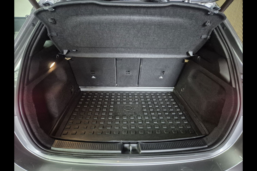 Mercedes-Benz B-Klasse 250 e Business Solution AMG Limited | Clima | Camera | Navi | Stoelverwarming |