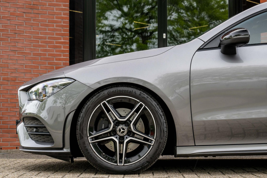 Mercedes-Benz CLA-Klasse 200 AMG Line Multibeam Sfeerverlicht. Orig NL Auto