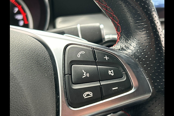 Mercedes-Benz CLA-Klasse 180 Business Solution AMG | Trekhaak | Camera | LED | Alcantara/Leder | Origineel NL