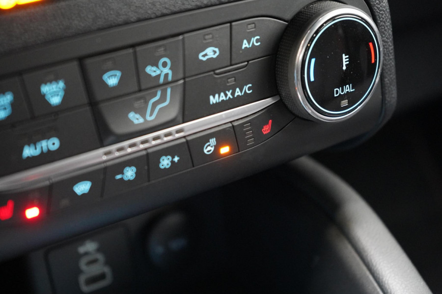 Ford Kuga 2.5 PHEV ST-Line | Carplay | Winter-pack | Parkeersensoren | Keyless | Lm velgen