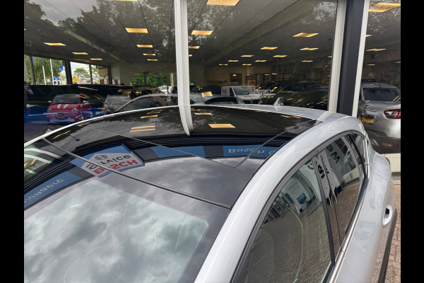Renault Captur TCe 90 Techno Pano / Groot navi / Clima / Keyless / LM velgen