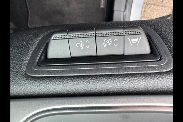 Renault Captur TCe 90 Techno Pano / Groot navi / Clima / Keyless / LM velgen
