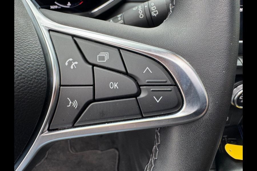 Renault Captur TCe 90 Techno Pano / Groot navi / Clima / Keyless / LM velgen