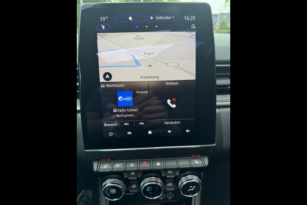 Renault Captur TCe 90 Techno Pano / Groot navi / Clima / Keyless / LM velgen