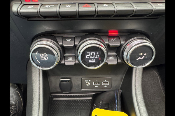Renault Captur TCe 90 Techno Pano / Groot navi / Clima / Keyless / LM velgen