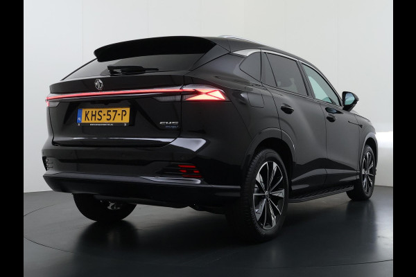 MG HS 1.5 TGDI Luxury PHEV VAN: 39.900,- VOOR: 34.440,- UW WKVOORDEEL: 5.460,- | PLUG-IN HYBRIDE | 272 PK| NIEUWE AUTO | >1.000 KM TOTAAL BEREIK | 1E REGISTRATIE 03-2026 | 360° CAMERA | ELEKTRISCHE ACHTERKLEP | 7 JAAR MG GARANTIE T/M 2033 | APPLE CARPLAY | ANDROID AUTO | STOELVERWARMING | FULL LED | ELEKTRISCHE STOELEN