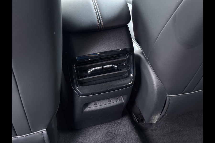 MG HS 1.5 TGDI Luxury PHEV VAN: 39.900,- VOOR: 34.440,- UW WKVOORDEEL: 5.460,- | PLUG-IN HYBRIDE | 272 PK| NIEUWE AUTO | >1.000 KM TOTAAL BEREIK | 1E REGISTRATIE 03-2026 | 360° CAMERA | ELEKTRISCHE ACHTERKLEP | 7 JAAR MG GARANTIE T/M 2033 | APPLE CARPLAY | ANDROID AUTO | STOELVERWARMING | FULL LED | ELEKTRISCHE STOELEN