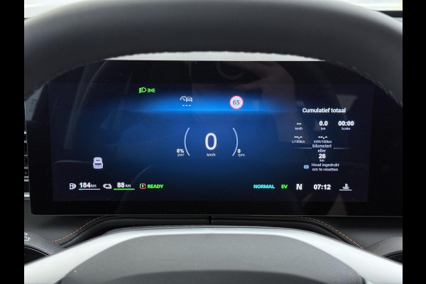 MG HS 1.5 TGDI Luxury PHEV VAN: 39.900,- VOOR: 34.440,- UW WKVOORDEEL: 5.460,- | PLUG-IN HYBRIDE | 272 PK| NIEUWE AUTO | >1.000 KM TOTAAL BEREIK | 1E REGISTRATIE 03-2026 | 360° CAMERA | ELEKTRISCHE ACHTERKLEP | 7 JAAR MG GARANTIE T/M 2033 | APPLE CARPLAY | ANDROID AUTO | STOELVERWARMING | FULL LED | ELEKTRISCHE STOELEN