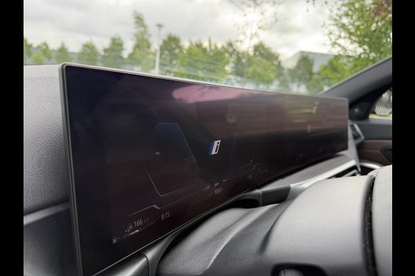 BMW 3 Serie Touring 320e | Nieuw Model | Camera | Zwarte Hemel | NL-Auto | Cruise control adaptief met Stop&Go |