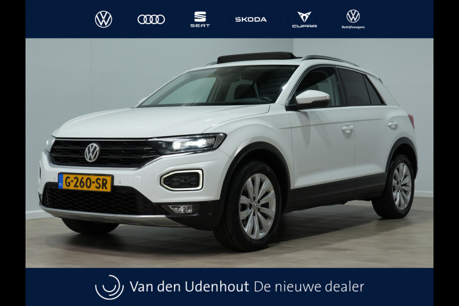 Volkswagen T-Roc 1.0 TSI Style | Trekhaak | Panorama | Full-LED | Navi