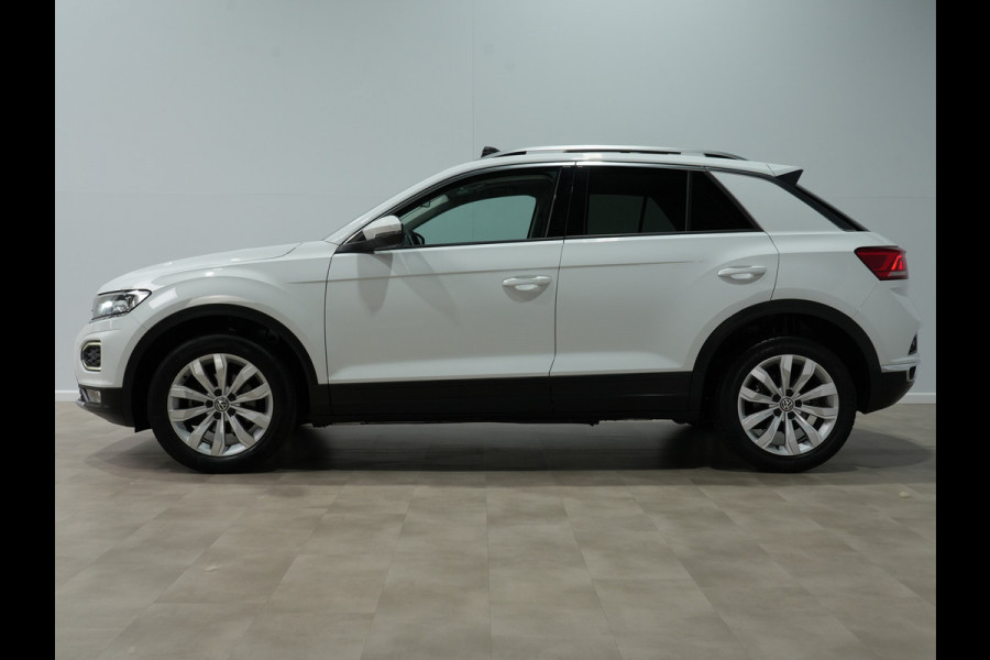 Volkswagen T-Roc 1.0 TSI Style | Trekhaak | Panorama | Full-LED | Navi