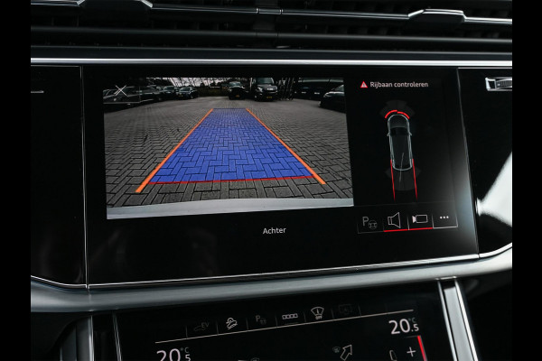 Audi Q8 55 TFSI e quattro Pro Line | S-Seats | B&O Sound | Head-Up | Night vision | Luchtvering | Adaptive cruise  | Camera | Keyless | Ambiance interieur |