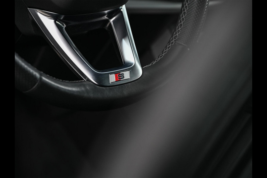 Audi Q8 55 TFSI e quattro Pro Line | S-Seats | B&O Sound | Head-Up | Night vision | Luchtvering | Adaptive cruise  | Camera | Keyless | Ambiance interieur |
