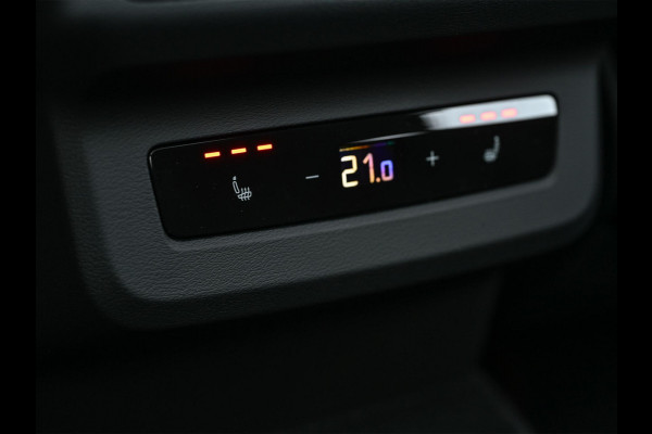 Audi Q5 Sportback 2.0 TFSI e-hybrid quattro S edition Luchtvering | S-stoelen | Panoramadak | Elektr. trekhaak | Digital Oled | Adaptive Cruise | Tech Plus | 360 Camera | Memory | Ambiance interieur |