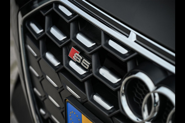Audi A5 Cabriolet 3.0 TFSI S5 quattro | Head-up | B&O Sound | Trekhaak | Matrix led | S-stoelen met massage | 360 Camera | Keyless entry | Memory seats | Carbon inleg