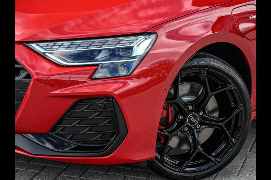 Audi A3 Sportback 45 TFSI e S edition Competition | Panoramadak | 5 jr garantie | Ambiance interieur | Active Cruise | Sonos Sound | S-Seats + Memory | Head-Up | Camera | Stoelverwarming | Keyless