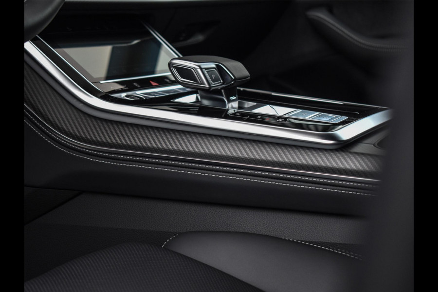 Audi Q8 60 TFSI e quattro Pro Line S Competition | B&O advanced | Audi exclusive | 5 jaar garantie | Panoramadak | massage stoelen | 4 wiel besturing | Alcantara hemel | Soft-close | Elektr. Trekhaak | Achteras besturing | Oled achterlichten