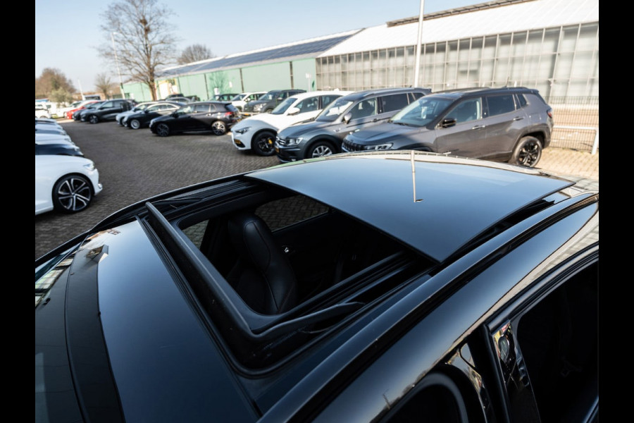 Mercedes-Benz GLA 180 Business Solution AMG Night Upgrade