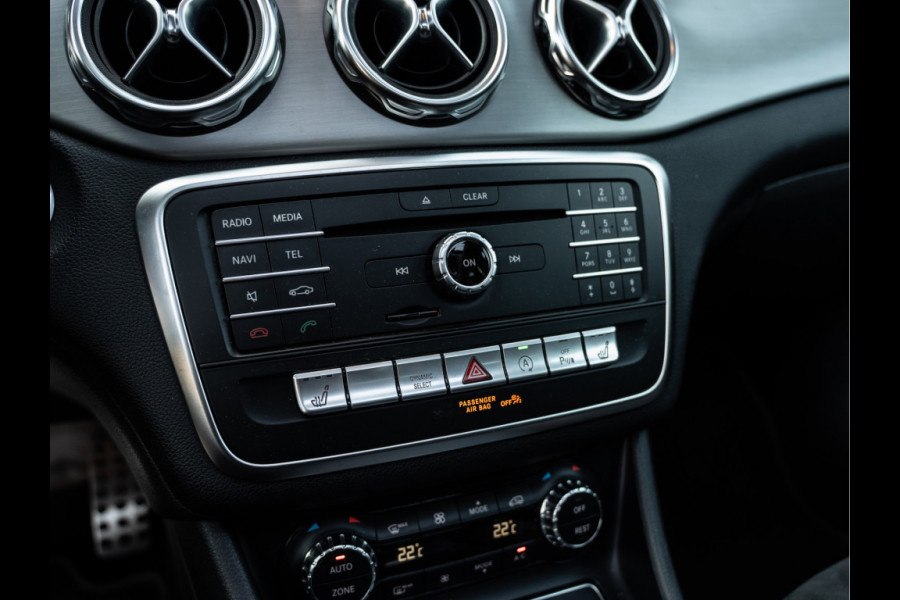 Mercedes-Benz GLA 180 Business Solution AMG Night Upgrade