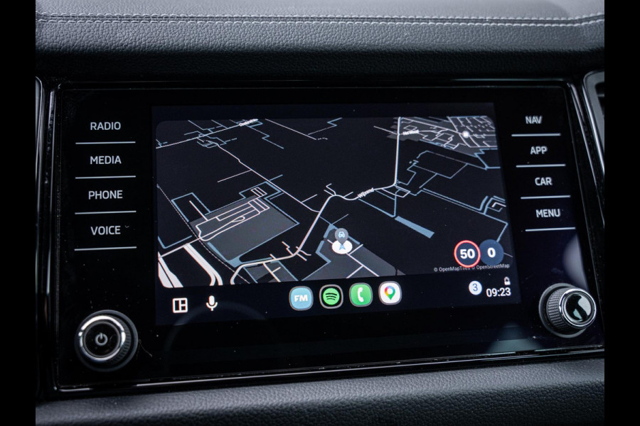 Škoda Kodiaq 1.5 TSI Sportline Business 7p. - ACC l Trekhaak l Memory l 20''