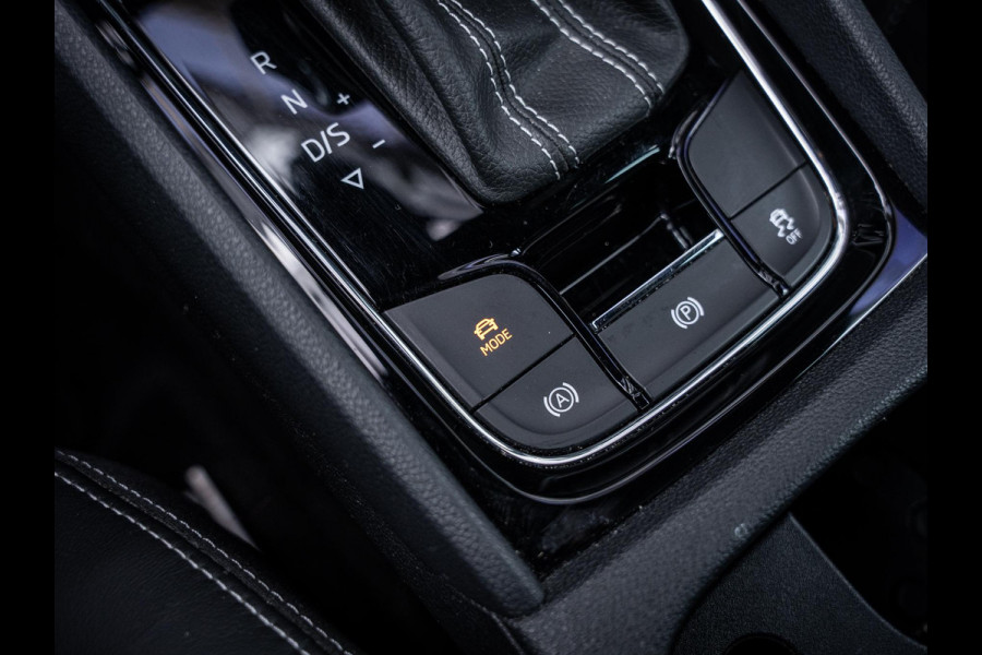 Škoda Kodiaq 1.5 TSI Sportline Business 7p. - ACC l Trekhaak l Memory l 20''
