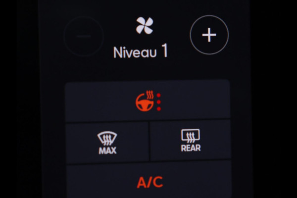 CUPRA Leon 1.4 eHybrid VZ | SOH 93,5% | 245pk | Stoelverwarming | Adaptive cruise | Navigatie | Camera | Stuurverwarming | Park Assist | Sfeerverlichting | Keyless | Full LED | Sportstoelen | PHEV | Plug In