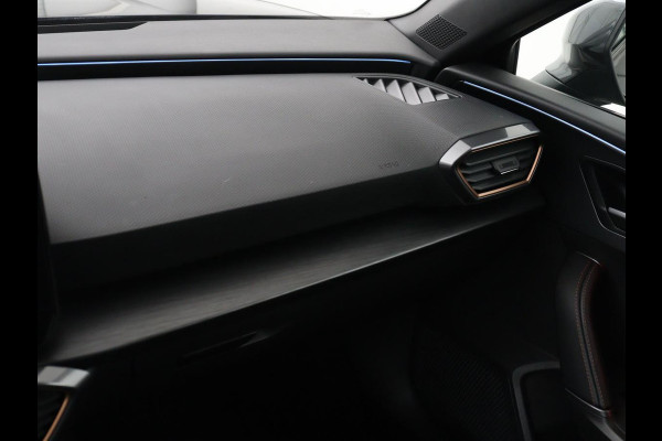 CUPRA Leon 1.4 eHybrid VZ | SOH 93,5% | 245pk | Stoelverwarming | Adaptive cruise | Navigatie | Camera | Stuurverwarming | Park Assist | Sfeerverlichting | Keyless | Full LED | Sportstoelen | PHEV | Plug In