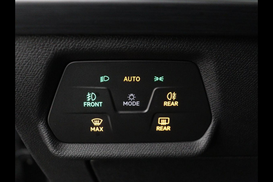 CUPRA Leon 1.4 eHybrid VZ | SOH 93,5% | 245pk | Stoelverwarming | Adaptive cruise | Navigatie | Camera | Stuurverwarming | Park Assist | Sfeerverlichting | Keyless | Full LED | Sportstoelen | PHEV | Plug In