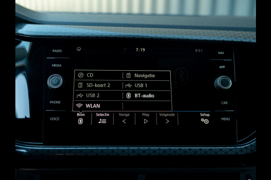 Volkswagen T-Cross 1.0 TSI Style | Side Assist | Camera | LED koplampen | Apple Carplay/ Android Auto | Prijs Rijklaar!!