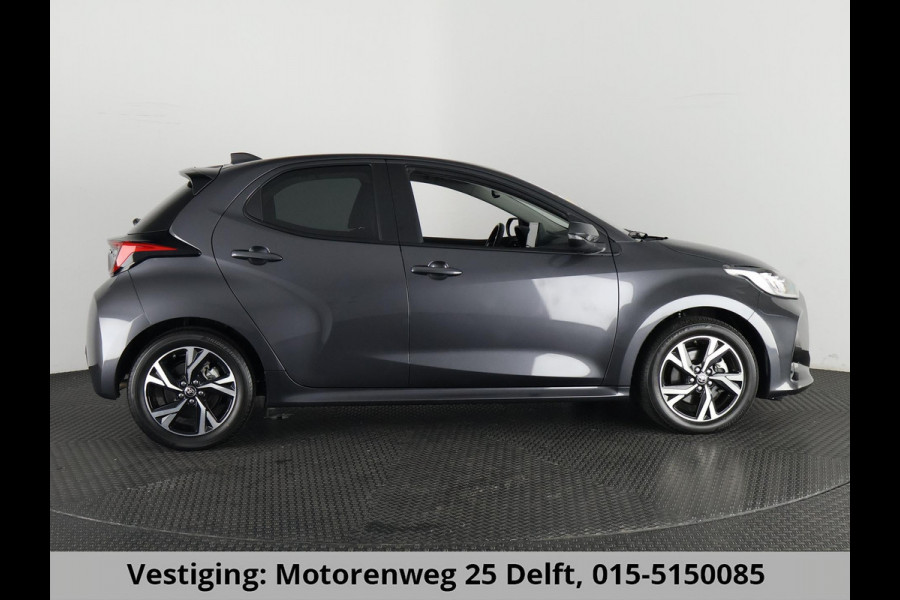 Toyota Yaris 1.5 HYBRID DYNAMIC PACK GARANTIE 2035 !! BIJNA NIEUW. CAMERA. APPEL/ANDROID/ ADAPTIVE