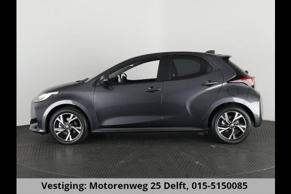 Toyota Yaris 1.5 HYBRID DYNAMIC PACK GARANTIE 2035 !! BIJNA NIEUW. CAMERA. APPEL/ANDROID/ ADAPTIVE