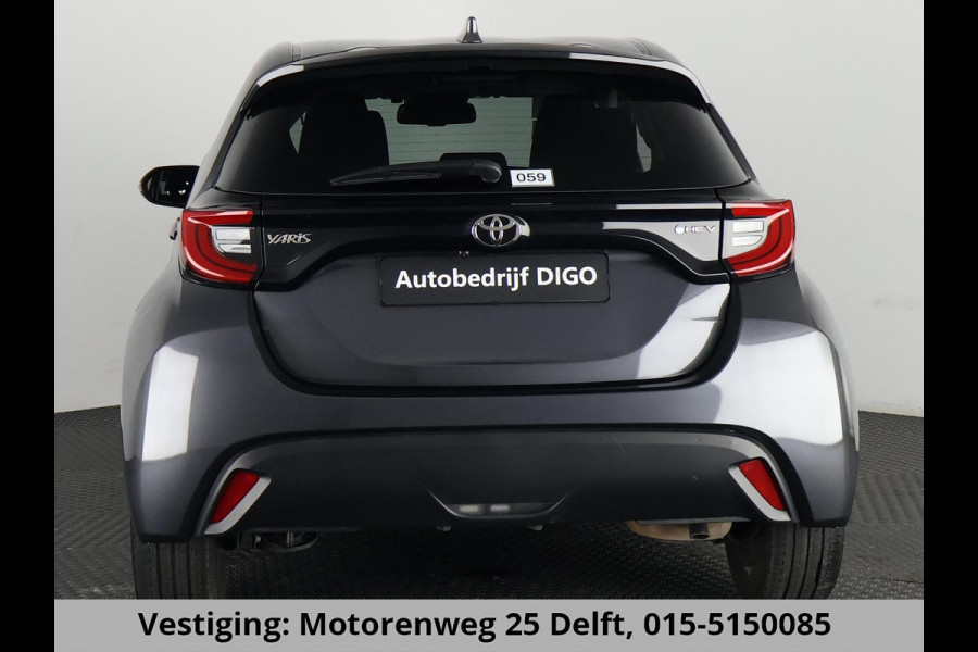 Toyota Yaris 1.5 HYBRID DYNAMIC PACK GARANTIE 2035 !! BIJNA NIEUW. CAMERA. APPEL/ANDROID/ ADAPTIVE